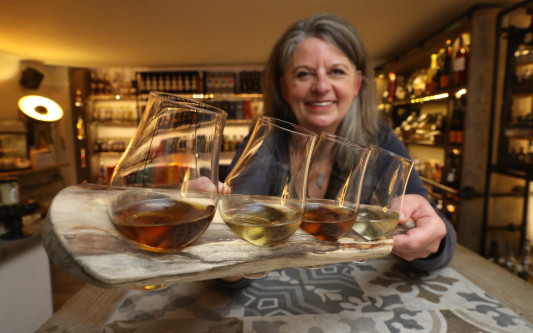 Neu auf der Menükarte: Vier verschiedene Whisky-Tastings bei Wiertz Genussvoll