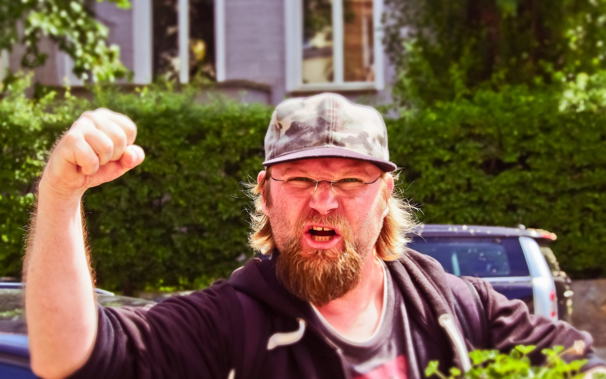 Neues Selbsthilfebündnis für Gifhorns gestresste Nachbarn: Wie werde ich die blöde Nervensäge los, ohne eine Anzeige zu kassieren?