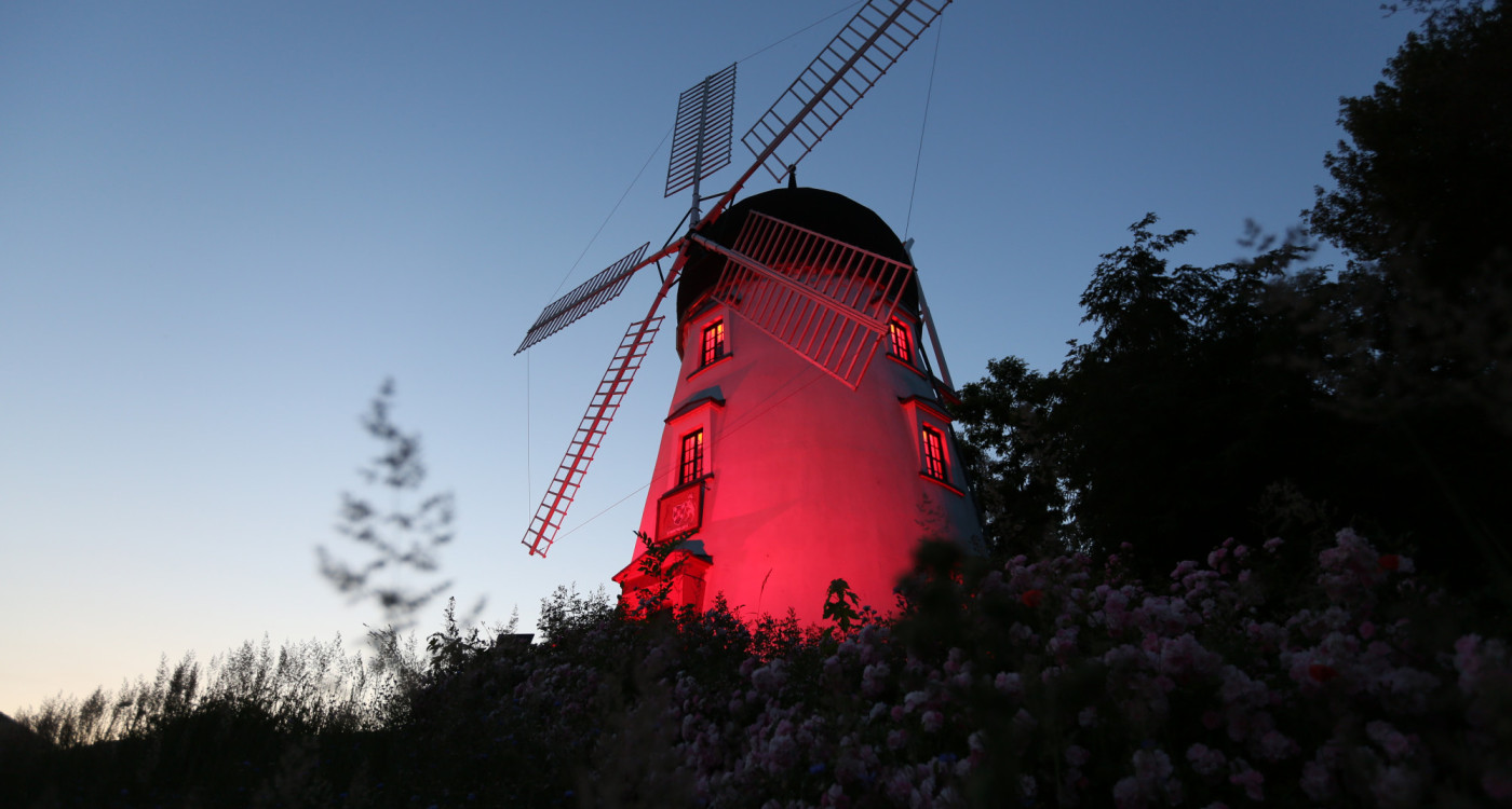 Night of Light - Mehrere Gebäude in Gifhorn erstrahlen im roten Licht