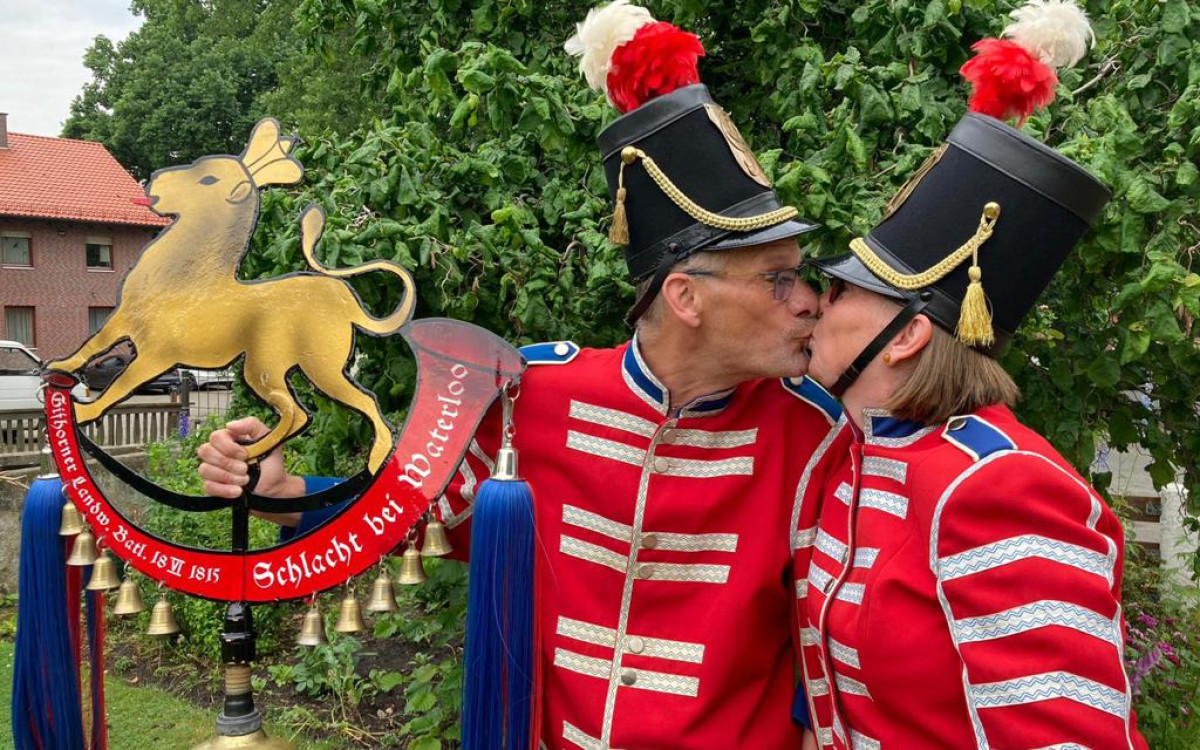 Online-Schützenfest, Kneipen-Euphorie und Schlammgruben-Erfolg - Das ist der Juni im großen KURT-Jahresrückblick