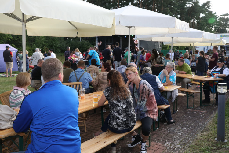 Party, Tanz und das Leben genießen: Unsere Bildergalerie zum bunten Festival der Lebenshilfe Gifhorn