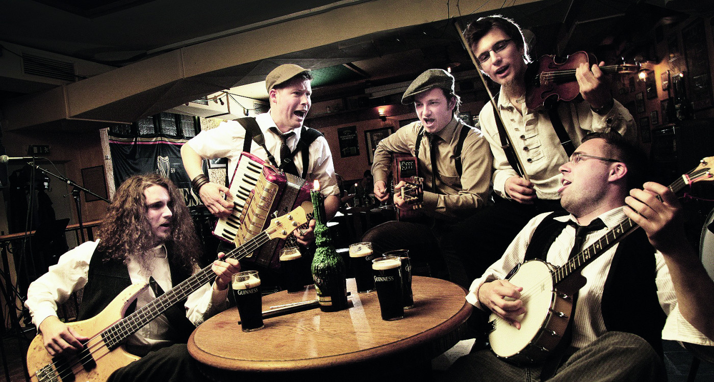 Partymusik im Stile des Irish Folk: Clonmac Noise spielen am Altstadtfestsamstag