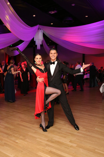 Partystimmung in Gifhorns Stadthalle: KURT zeigt Euch die schönsten Fotos vom Apfelsinenball