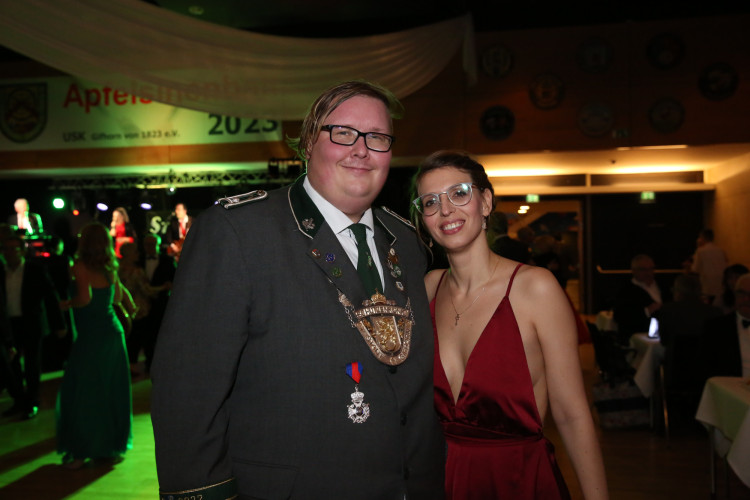 Partystimmung in Gifhorns Stadthalle: KURT zeigt Euch die schönsten Fotos vom Apfelsinenball