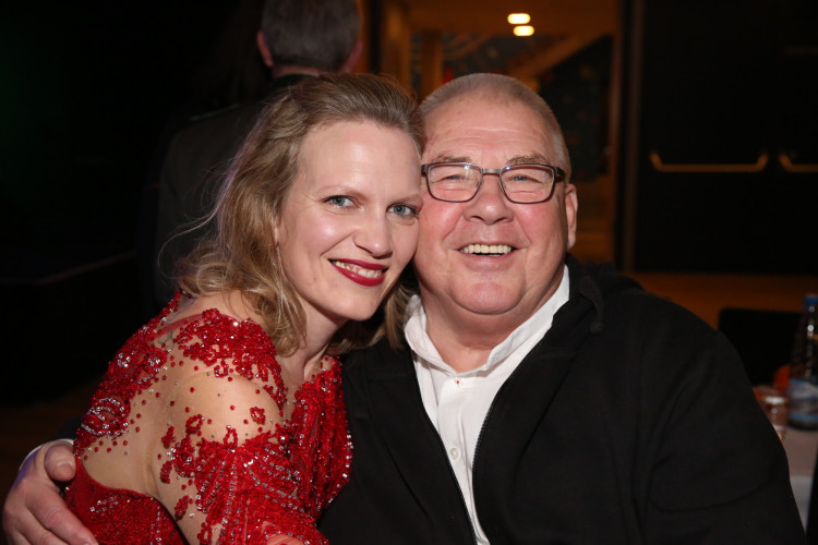 Partystimmung in Gifhorns Stadthalle: KURT zeigt Euch die schönsten Fotos vom Apfelsinenball