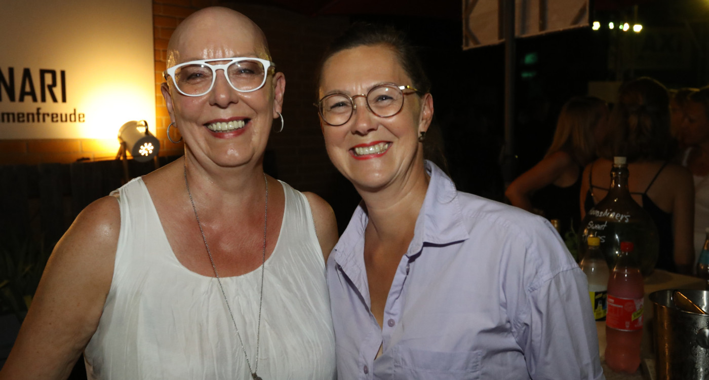 Passagen-Party bei der Culinari-Bar: Brigitte Kotulla schiebt mit ihrer Familie zum Altstadtfest Extra-Schichten