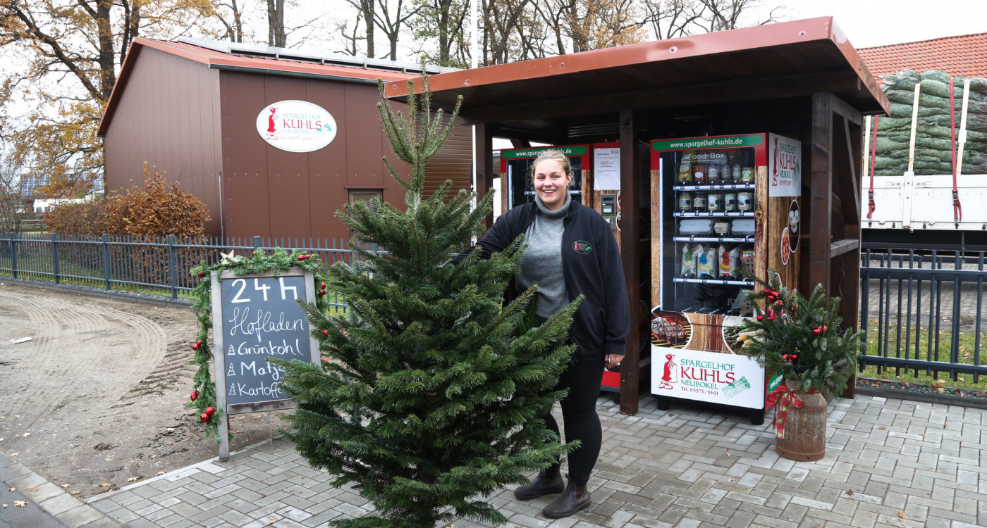 Per WhatsApp den Tannenbaum bestellen - Spargelhof Kuhls macht den entspannten Baumkauf mit Lieferung möglich