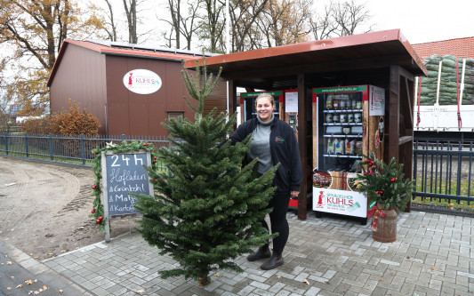 Per WhatsApp den Tannenbaum bestellen - Spargelhof Kuhls macht den entspannten Baumkauf mit Lieferung möglich