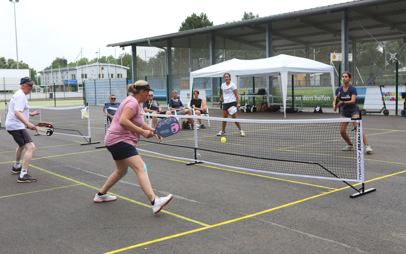 Pickleball vereint Badminton, Tennis und Tischtennis - Die neue MTV-Sparte feierte schon Erfolge bei den Deutschen Meisterschaften