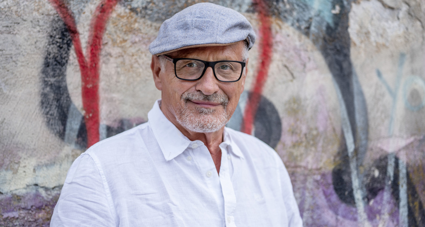 Poesie und Musik mit Cello und Klavier: Das Konstantin Wecker Trio kommt nach Gifhorn – KURT verlost Tickets