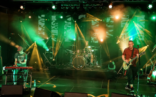 Pure Anarchie und neue EP: Beim Gifhorner Trio Keine Lösung trifft Classic-Rock auf Reggae und auf Hip-Hop