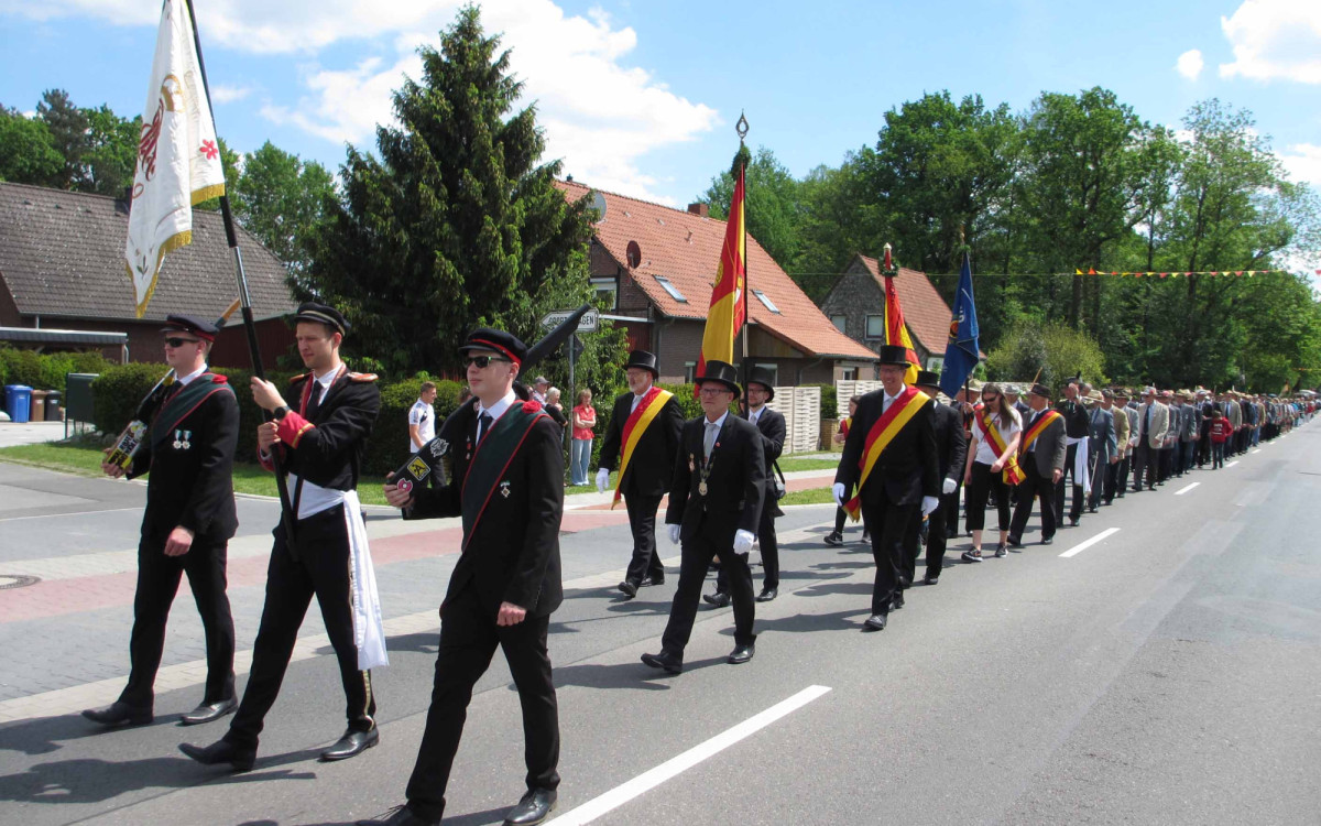 Rambazamba: Endlich wird wieder das Festzelt beim Schützenfest Kästorf gerockt