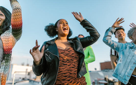 Raum für Notizen: KURT-Kolumnistin Marieke Eichner sieht weltweit eine neue Pandemie grassieren - die Tanzwut