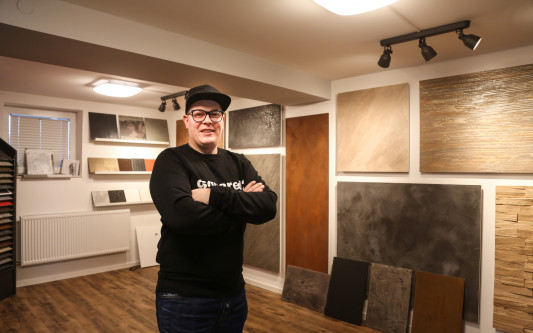 RAUMConcepts ist modern minimalistisch - Alexander Schubert hat sich auf fugenlose Bäder und Böden sowie hochwertige Malerarbeiten spezialisiert
