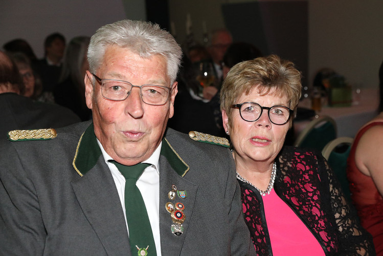 Rauschende Ballnacht in Gifhorn: KURT zeigt Euch die schönsten Fotos vom Frühlingsball im BSK-Saal