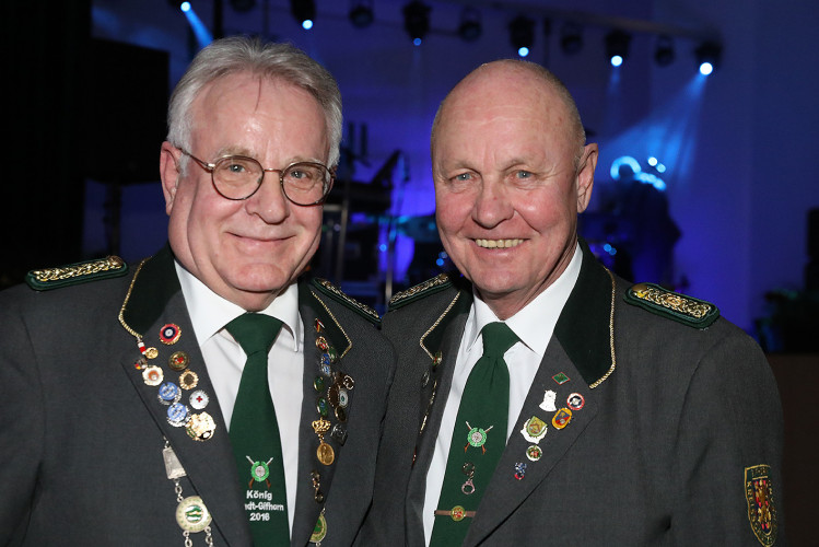 Rauschende Ballnacht in Gifhorn: KURT zeigt Euch die schönsten Fotos vom Frühlingsball im BSK-Saal
