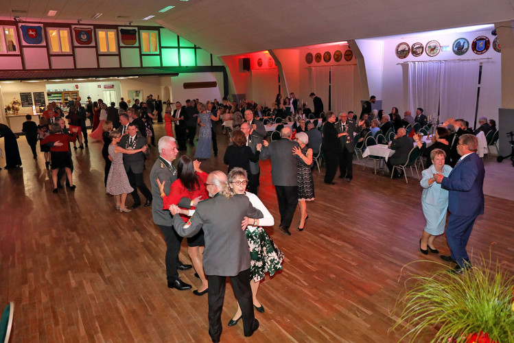 Rauschende Ballnacht in Gifhorn: KURT zeigt Euch die schönsten Fotos vom Frühlingsball im BSK-Saal