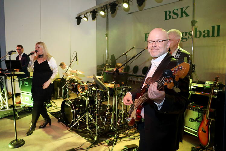 Rauschende Ballnacht in Gifhorn: KURT zeigt Euch die schönsten Fotos vom Frühlingsball im BSK-Saal