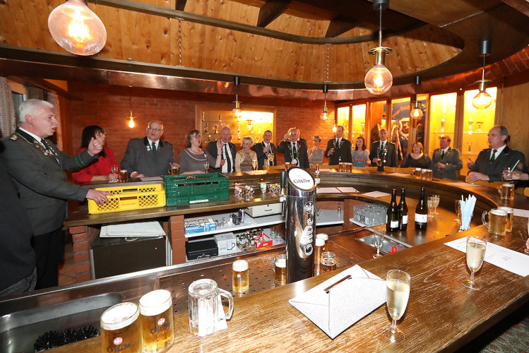 Rauschende Ballnacht in Gifhorn: KURT zeigt Euch die schönsten Fotos vom Frühlingsball im BSK-Saal