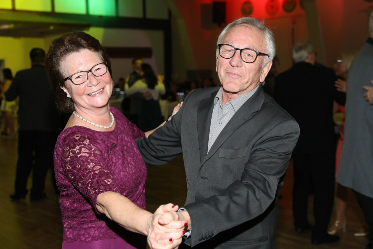 Rauschende Ballnacht in Gifhorn: KURT zeigt Euch die schönsten Fotos vom Frühlingsball im BSK-Saal