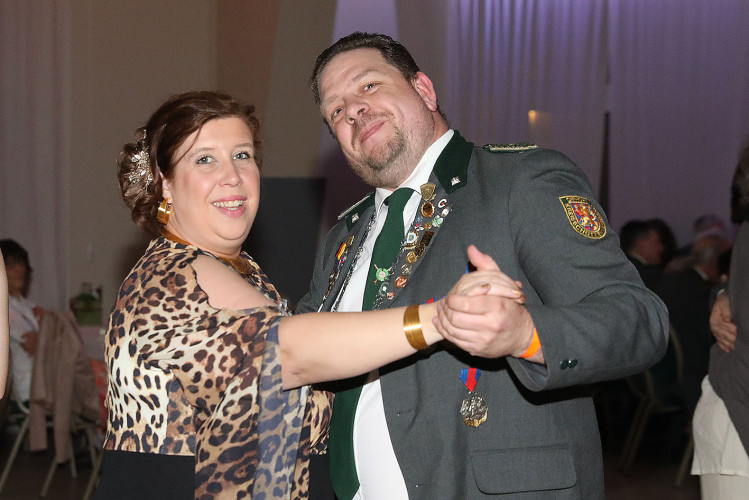 Rauschende Ballnacht in Gifhorn: KURT zeigt Euch die schönsten Fotos vom Frühlingsball im BSK-Saal