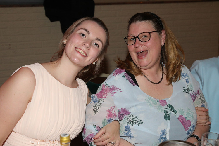 Rauschende Ballnacht in Gifhorn: KURT zeigt Euch die schönsten Fotos vom Frühlingsball im BSK-Saal