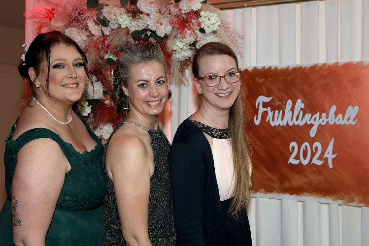 Rauschende Ballnacht in Gifhorn: KURT zeigt Euch die schönsten Fotos vom Frühlingsball im BSK-Saal