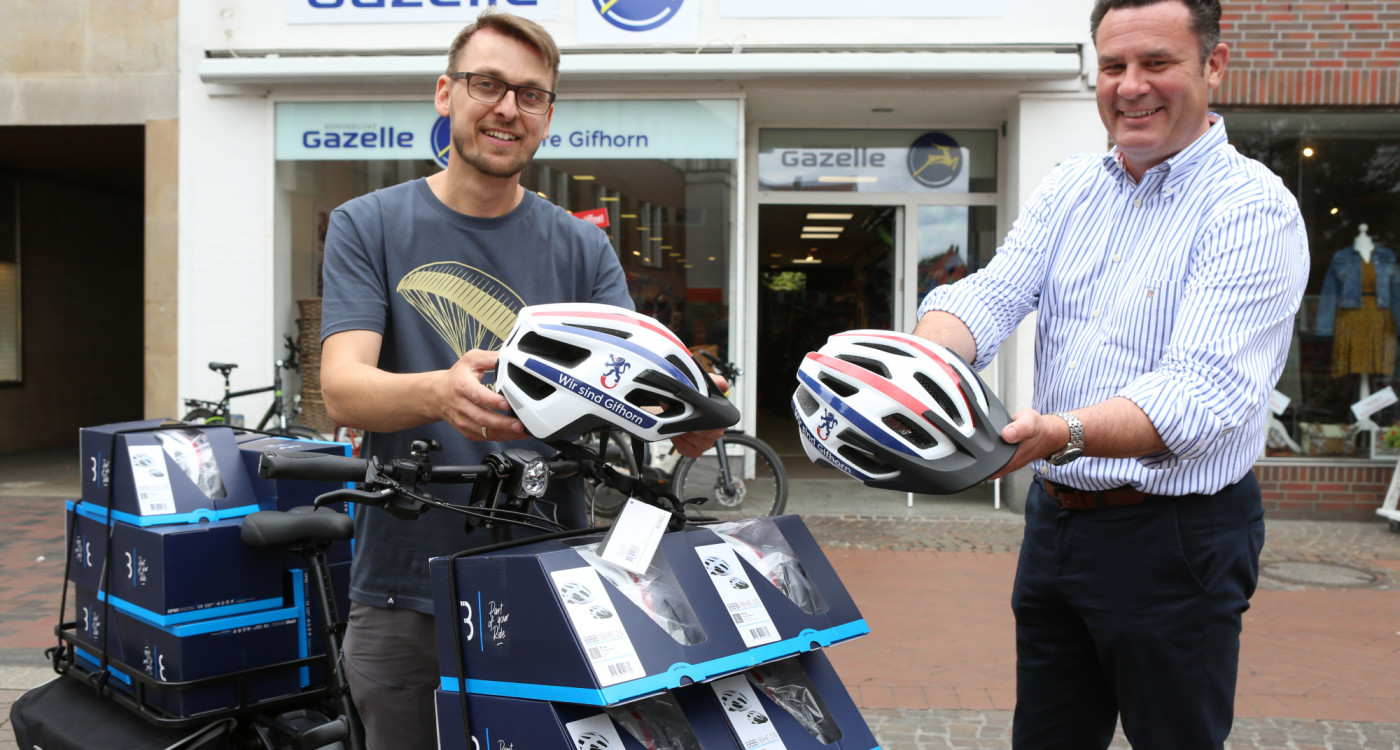 Rechtzeitig zum Stadtradeln ist der Gifhorn-Helm fertig