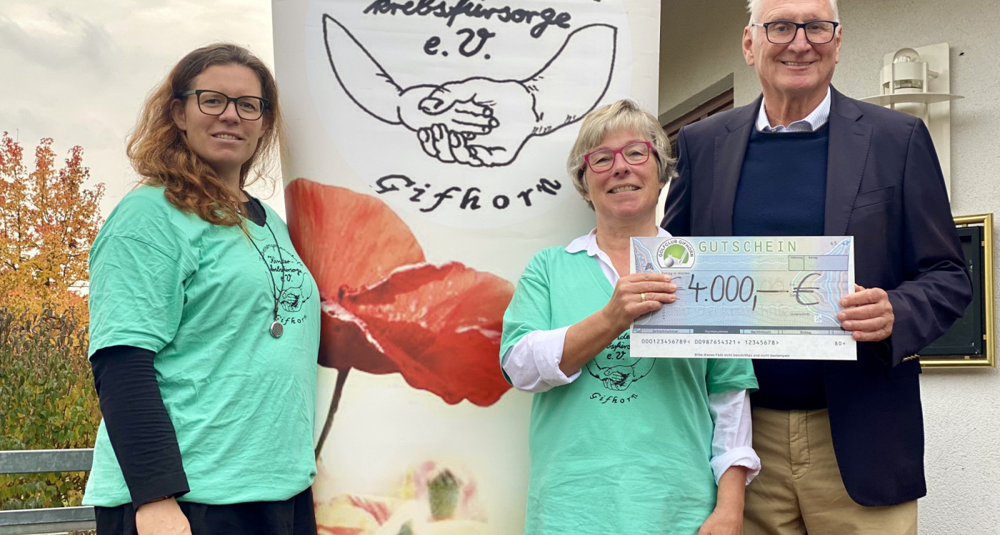 Rekordverdächtige 105 Golferinnen und Golfer bei Charity-Turnier dabei – Golfclub Gifhorn spendet 4000 Euro für Kinderkrebsfürsorge