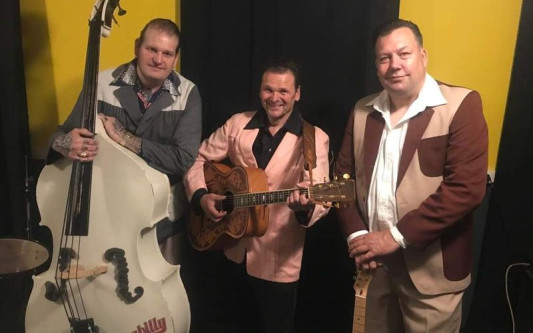 Rock‘n‘Roll à la Elvis aus den Niederlanden: Junior Marvel tritt auf dem Gifhorner Altstadtfest auf