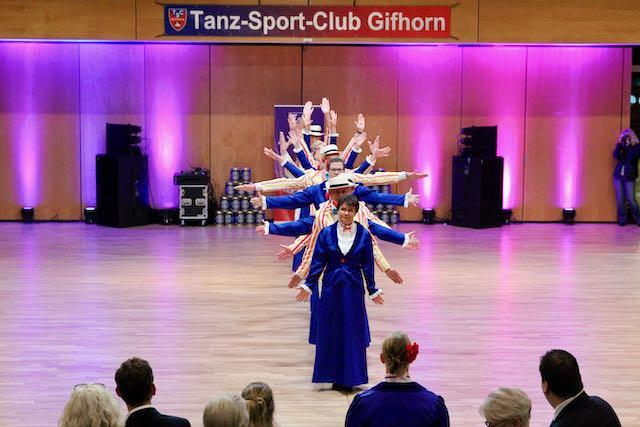 Schillernder Tanz-Abend für 500 Gäste in Gifhorn - Hier sind die schönsten Fotos vom Festival der Breitensportformationen