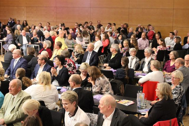 Schillernder Tanz-Abend für 500 Gäste in Gifhorn - Hier sind die schönsten Fotos vom Festival der Breitensportformationen