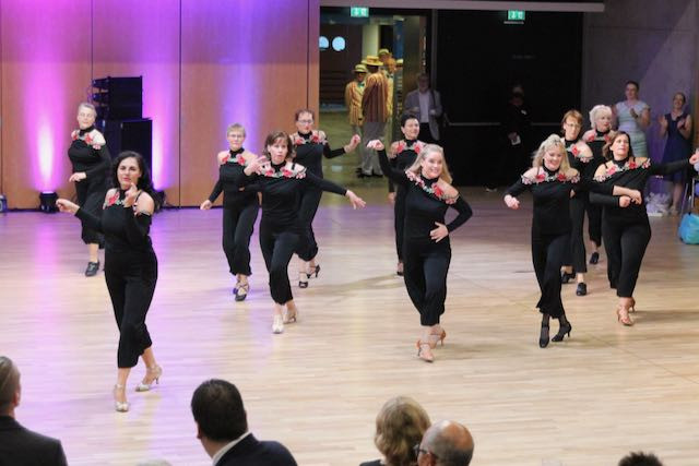 Schillernder Tanz-Abend für 500 Gäste in Gifhorn - Hier sind die schönsten Fotos vom Festival der Breitensportformationen