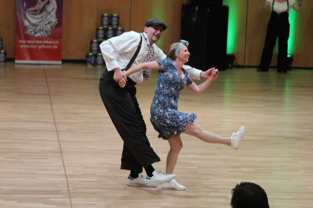 Schillernder Tanz-Abend für 500 Gäste in Gifhorn - Hier sind die schönsten Fotos vom Festival der Breitensportformationen