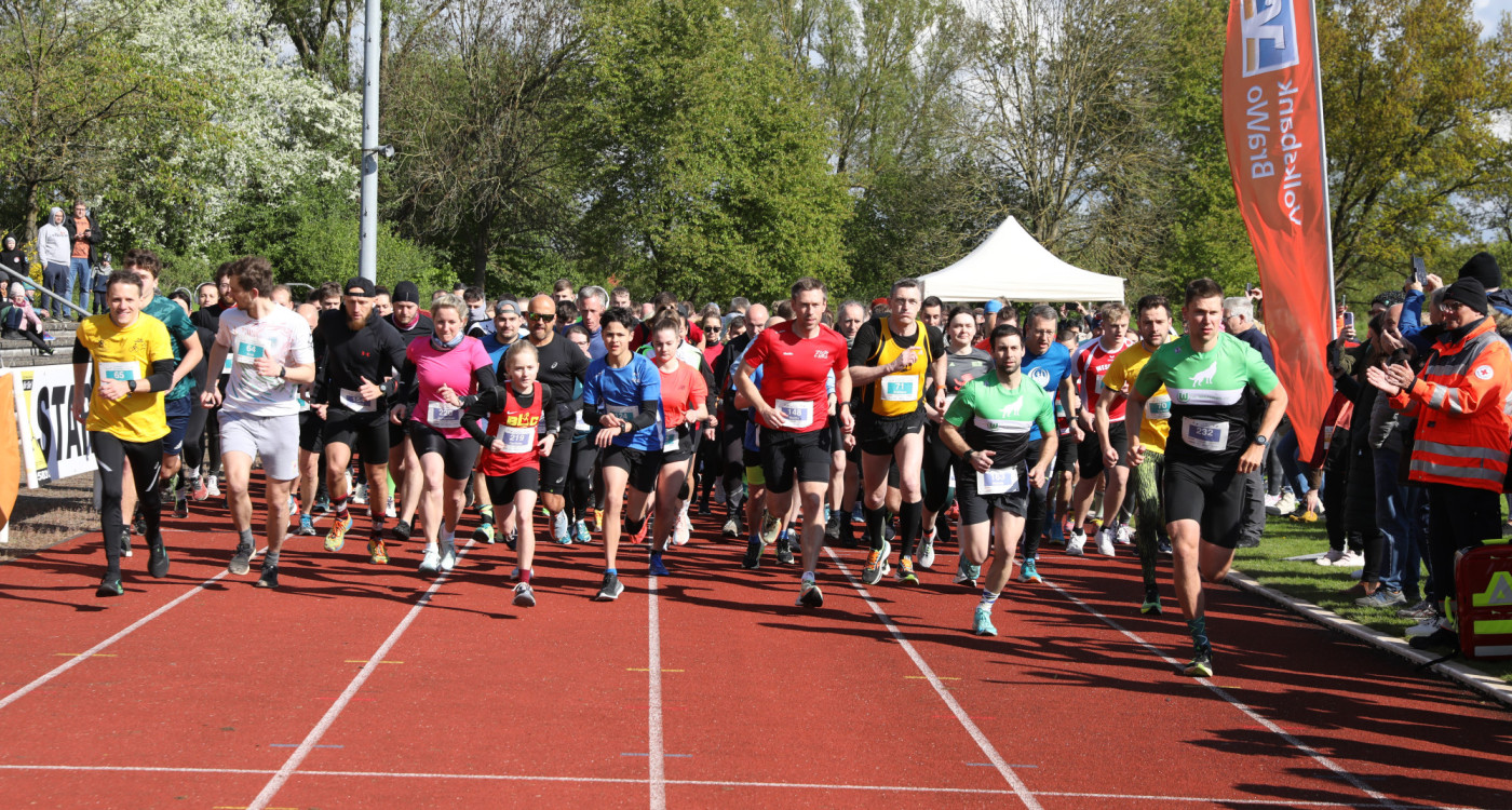 Schuhe geschnürt für den 11. Gifhorner Lauftag: Teilnehmer machen sich bereit für den 19. April