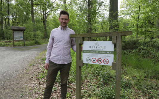Seelenfrieden und Einkehr in der Natur: Der Ruhewald Ribbesbüttel ermöglicht konfessionslos alternative Bestattungsformen