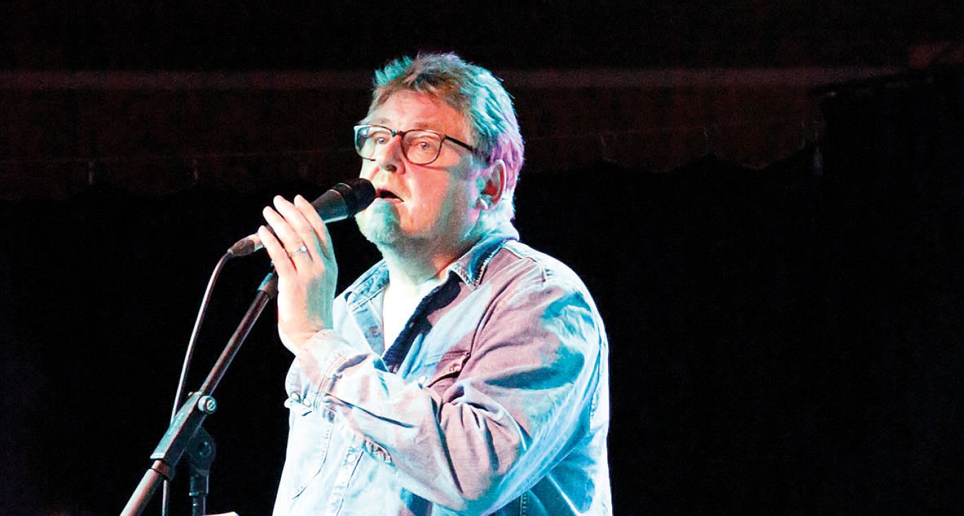 Selbst Kalauer untermauerte er intellektuell: Der Gifhorner Musiker und Autor Harald Stangor starb im Alter von nur 59 Jahren