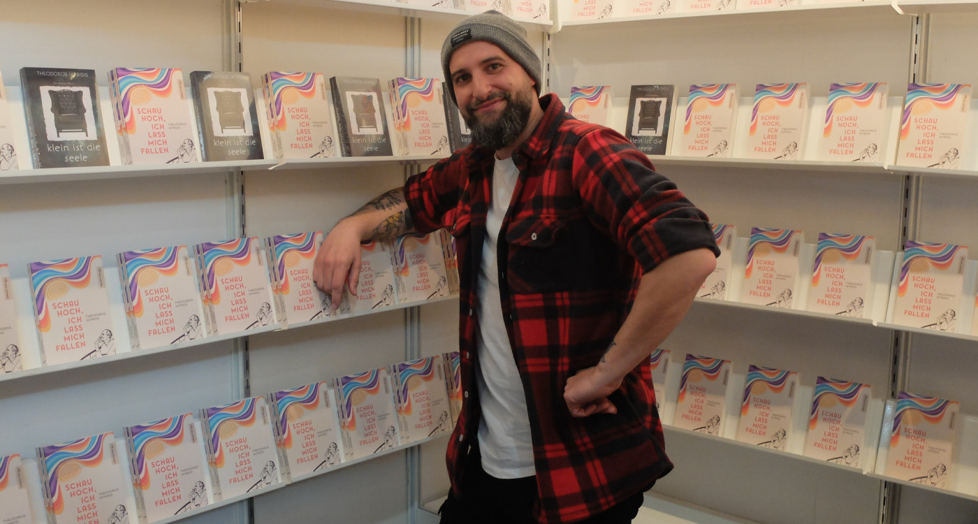 Sex, Drogen und Altersheim: Gifhorner Theodoros Iatridis erzählt eine Geschichte der Alterverbitterung