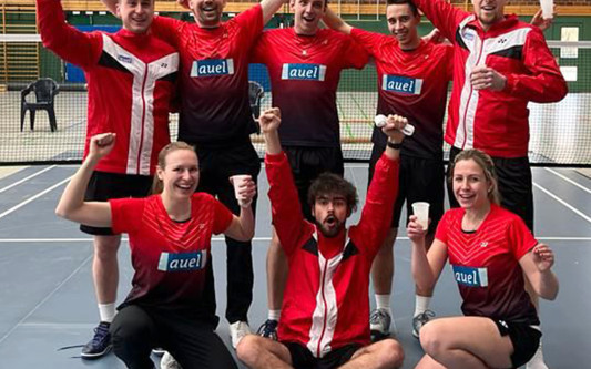 SG Gifhorn/Nienburg ist Regionalmeister: Die Badminton-Spielerinnen und Spieler machen mit einem Doppelsieg alles klar