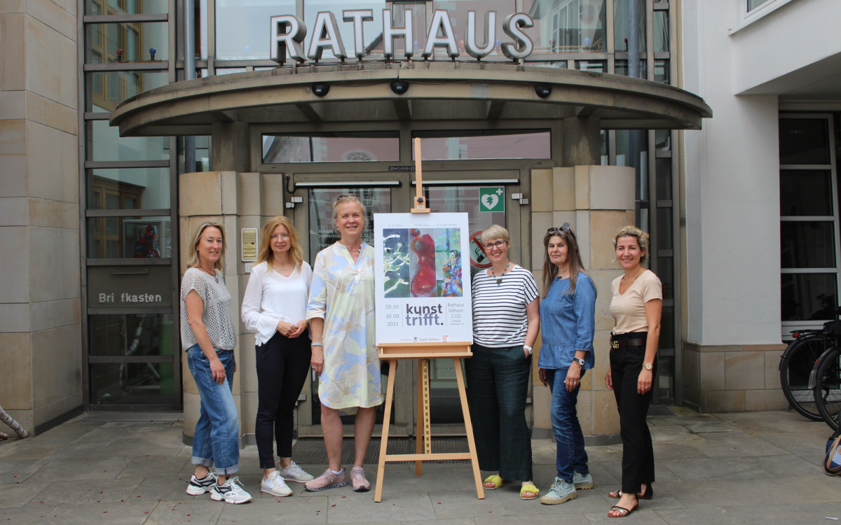 Sie bekämpfen den Fluch der Unsichtbarkeit: Drei Künstlerinnen stellen noch bis Ende September im Gifhorner Rathaus aus