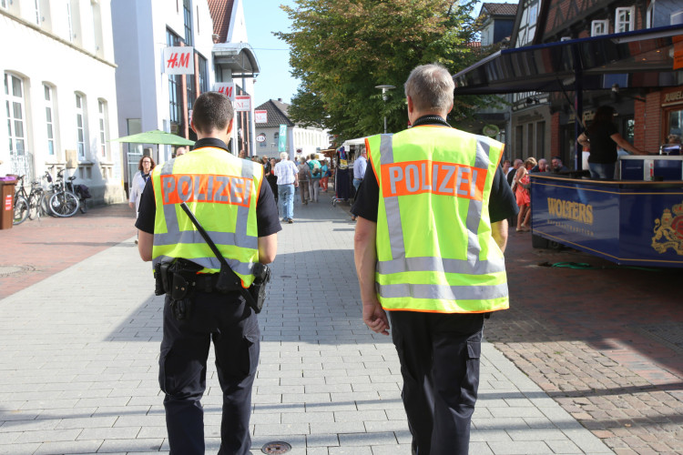 Sie sorgen dafür, dass wir feiern können - Auf Gifhorns DRK, ADFC, Feuerwehr, THW und Polizei können wir uns verlassen