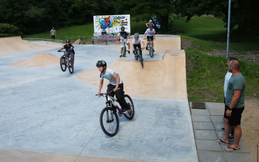 Skateanlage in Gifhorns Flutmulde eröffnet Freitag – Ortsverband des Kinderschutzbundes feiert 50 Jahre