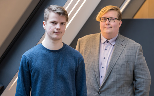 Snuna möchte das Internet besser machen: Sie schaffen digitale Komplettlösungen für Kundenaufträge und eigene Projekte
