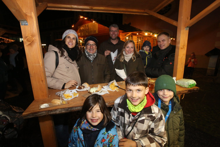 So feiert Gifhorn seine winterliche Adventszeit - Schaut Euch die KURT-Bildergalerie zum Weihnachtsmarkt an!