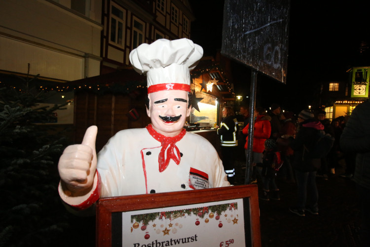 So feiert Gifhorn seine winterliche Adventszeit - Schaut Euch die KURT-Bildergalerie zum Weihnachtsmarkt an!