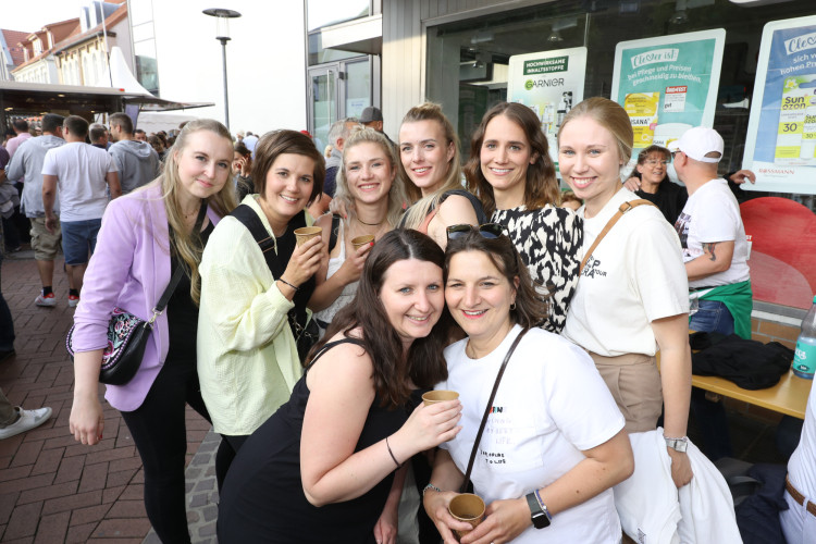 So köstlich war Euer Weinfest in Gifhorns Innenstadt – KURT zeigt die schönsten Bilder