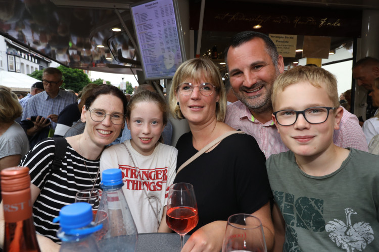 So köstlich war Euer Weinfest in Gifhorns Innenstadt – KURT zeigt die schönsten Bilder