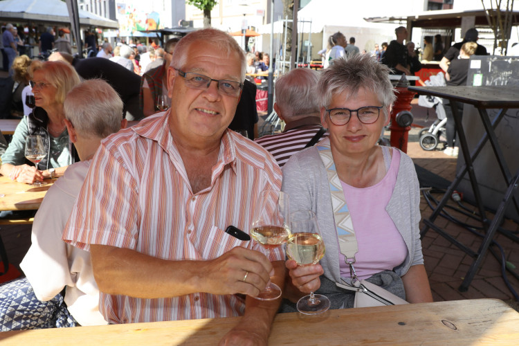 So köstlich war Euer Weinfest in Gifhorns Innenstadt – KURT zeigt die schönsten Bilder