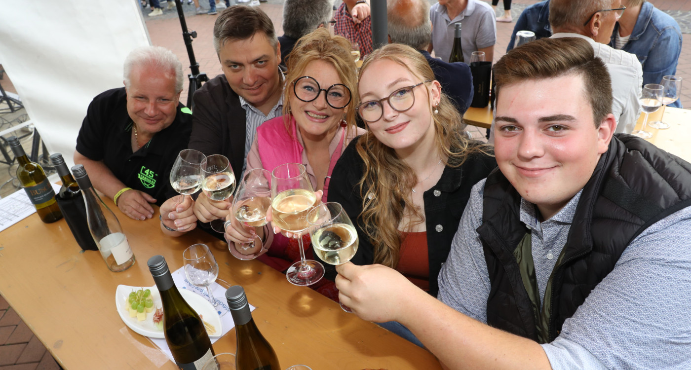So köstlich war Euer Weinfest in Gifhorns Innenstadt – KURT zeigt die schönsten Bilder