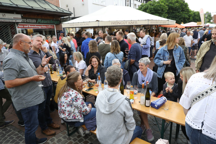 So köstlich war Euer Weinfest in Gifhorns Innenstadt – KURT zeigt die schönsten Bilder